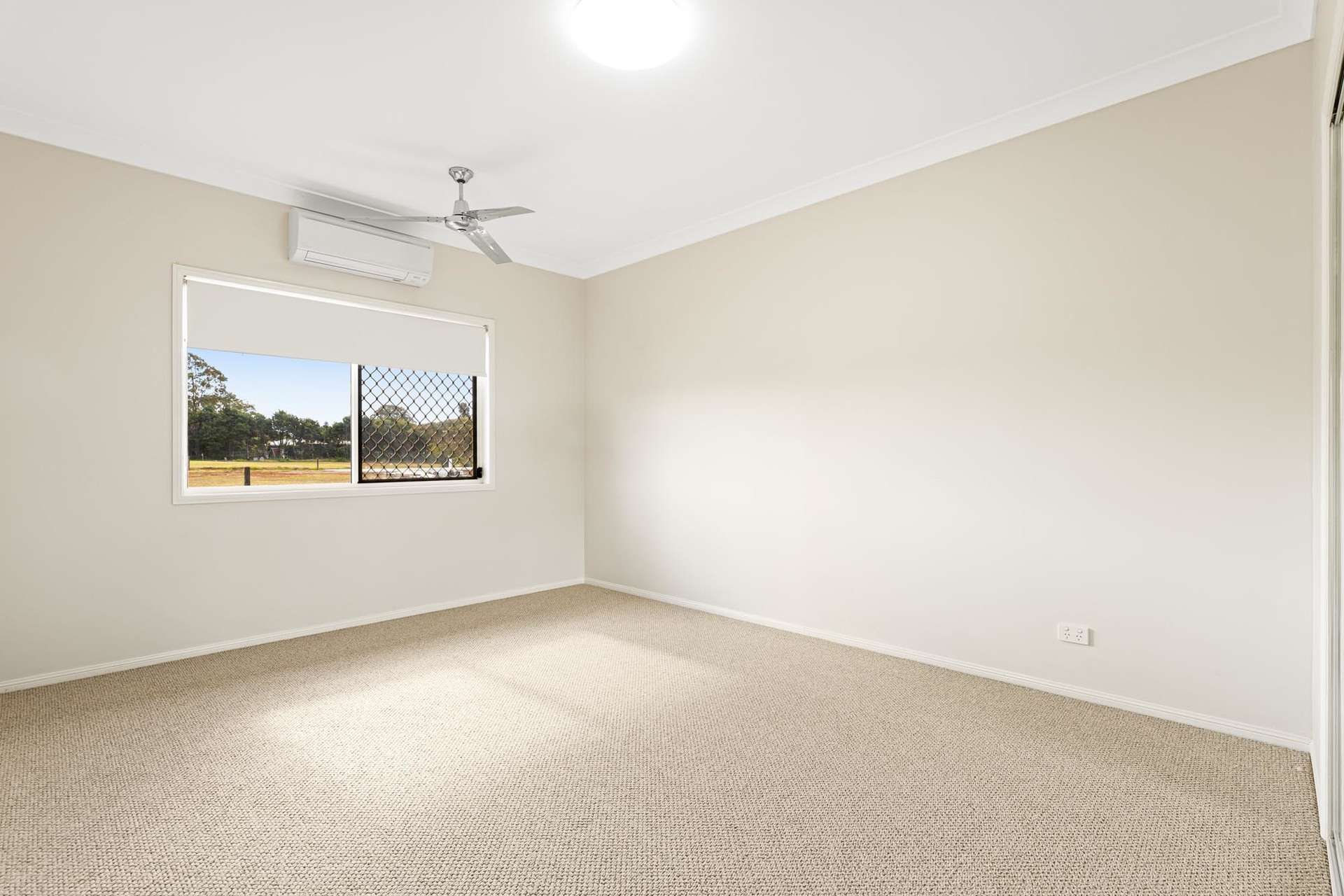 10 Stanley Parade, Highfields For Sale by Farmbuy.com - image 10