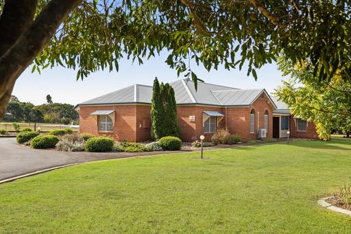 Farm For Sale - QLD - Highfields - 4352 - Big Block, Family Home, Great Location 