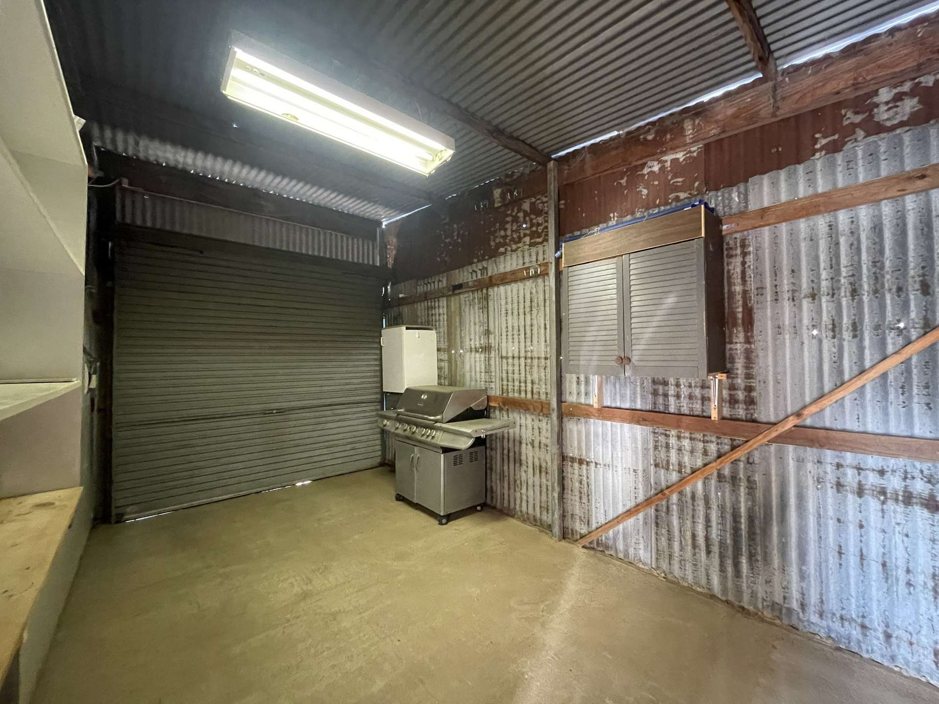 12 Nicholls Avenue, Gundagai For Sale by Farmbuy.com - image 16