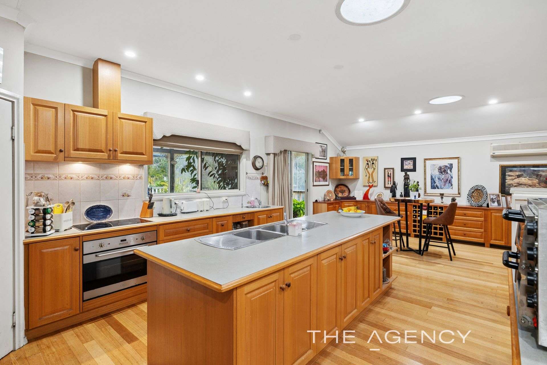 2621 Weir Village Road, Mundaring For Sale by Farmbuy.com - image 11