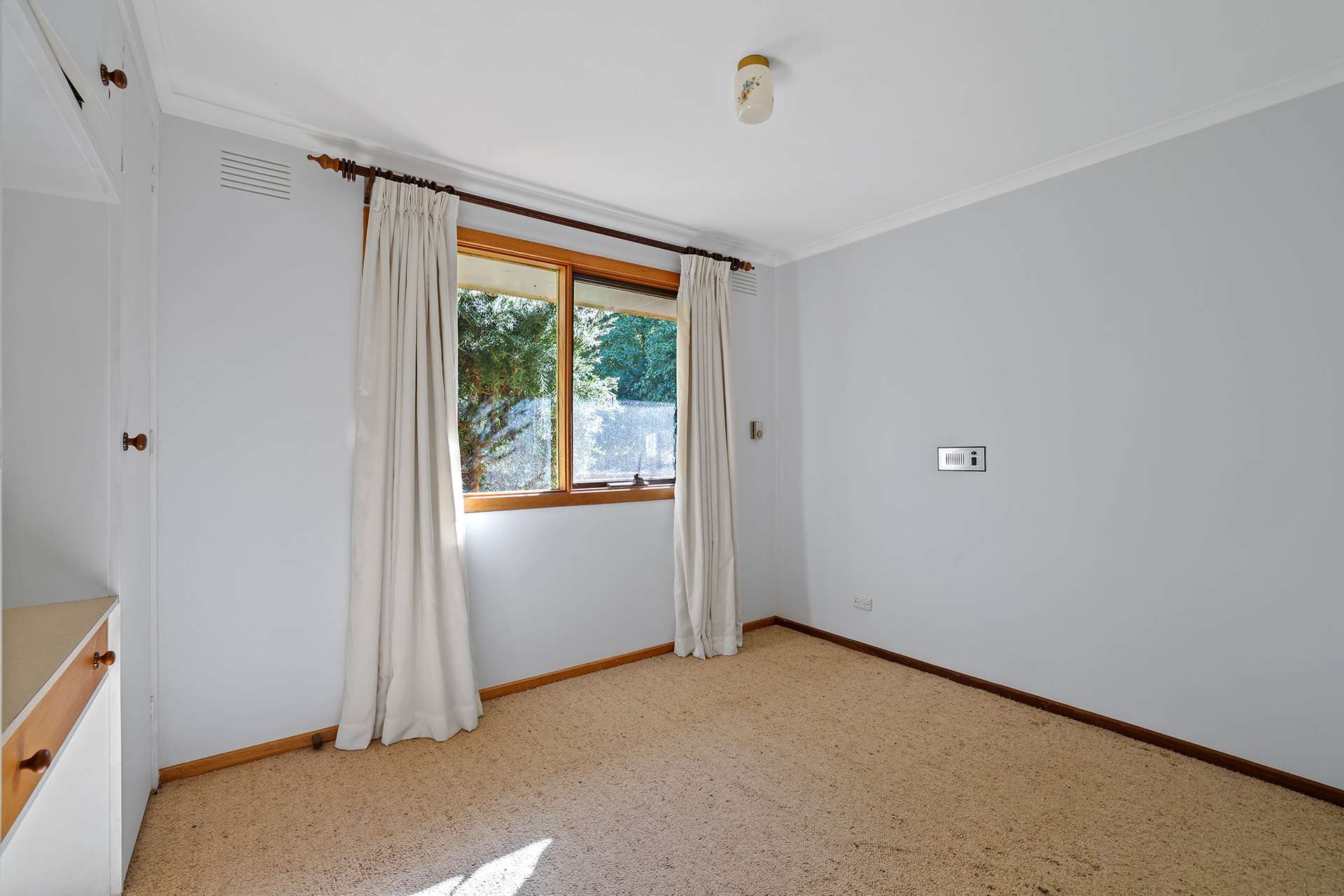 24-26 Waddell Road, Drouin For Sale by Farmbuy.com - image 11