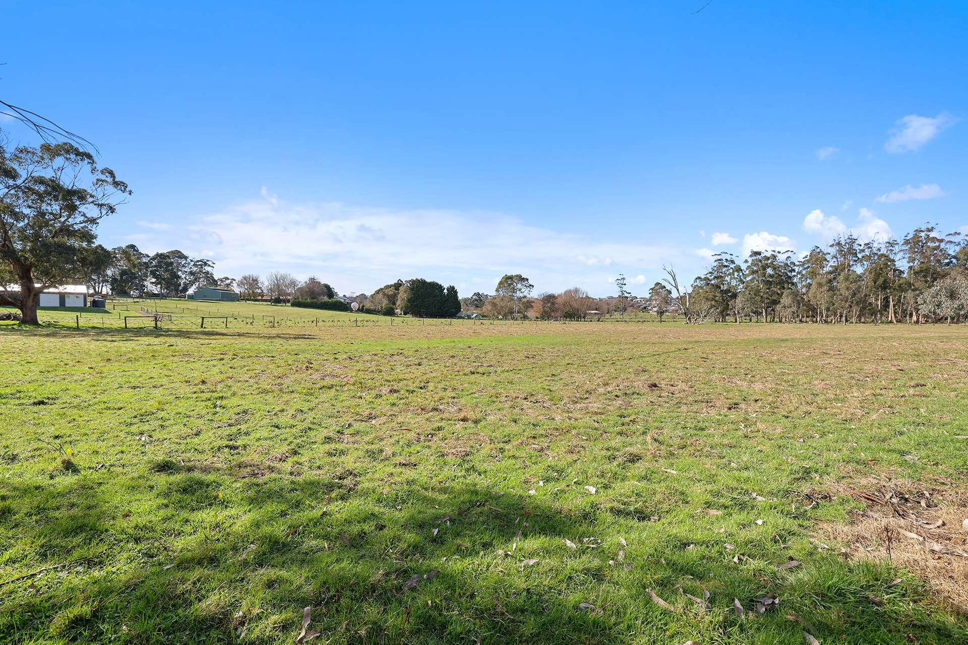 24-26 Waddell Road, Drouin For Sale by Farmbuy.com - image 23