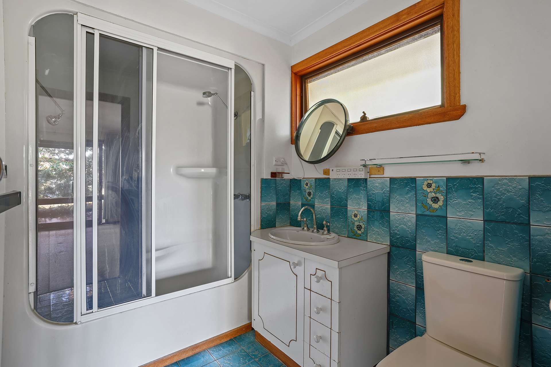 24-26 Waddell Road, Drouin For Sale by Farmbuy.com - image 9