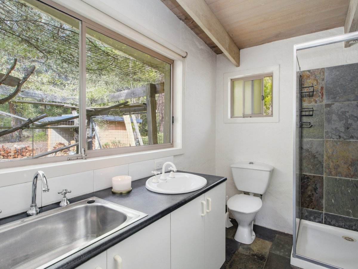 60 Stones Road, Swan Reach For Sale by Farmbuy.com - image 12