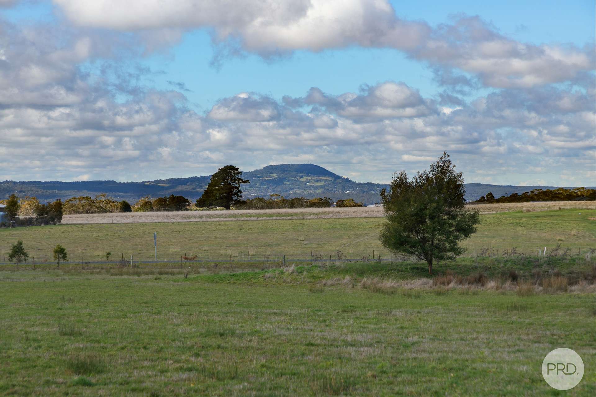 207 Spratlings Road, Ross Creek For Sale by Farmbuy.com - image 4