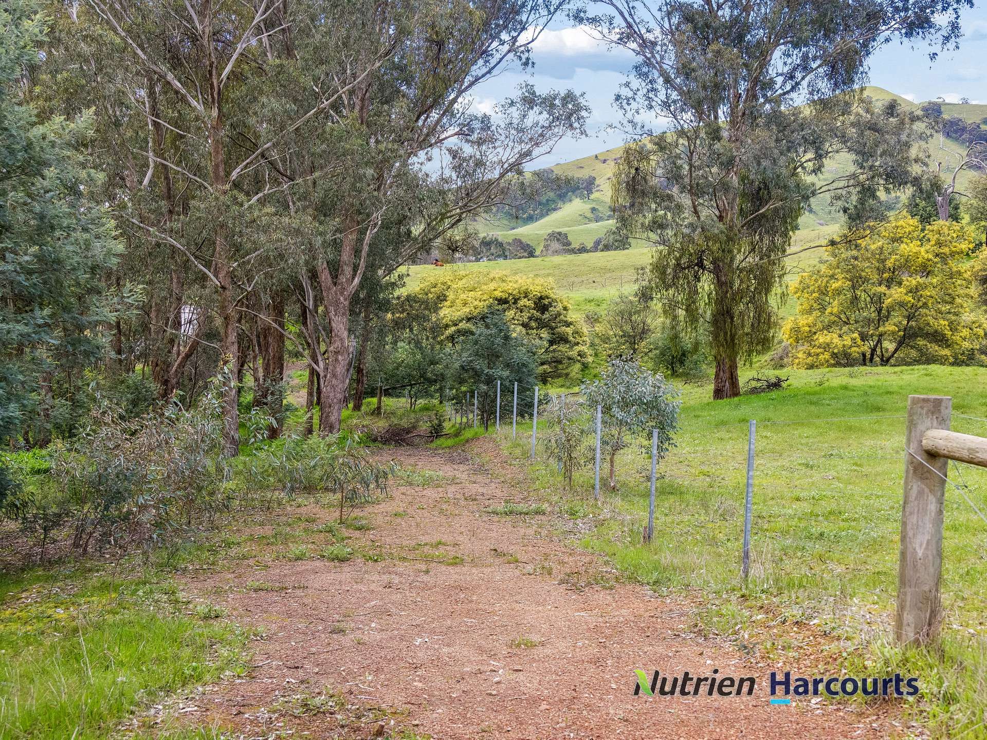 715 King Parrot Creek Road, Strath Creek For Sale by Farmbuy.com - image 13