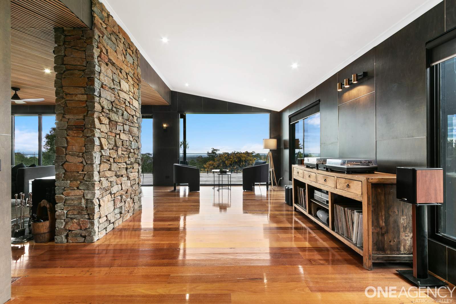 300 Old Callignee Road, Callignee For Sale by Farmbuy.com - image 7