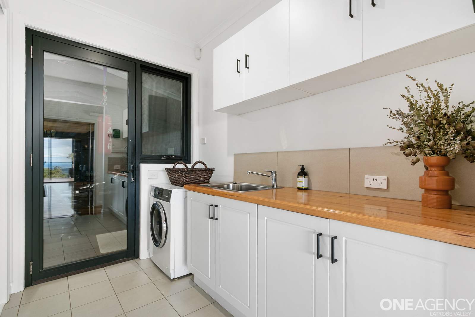 300 Old Callignee Road, Callignee For Sale by Farmbuy.com - image 18