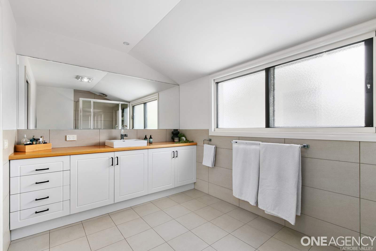 300 Old Callignee Road, Callignee For Sale by Farmbuy.com - image 13