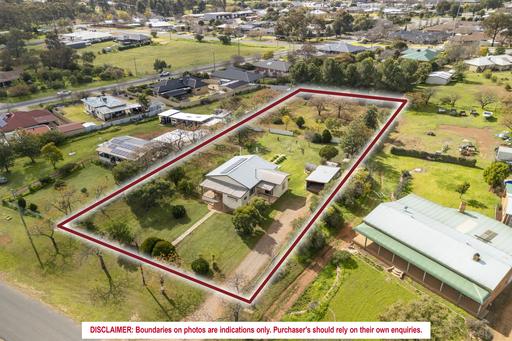 39 Iverach Street, Coolamon NSW 2701