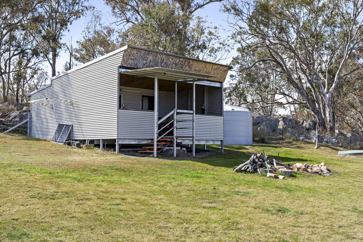 1953 Rabbit Fence Road, Dalveen For Sale by Farmbuy.com - image 4