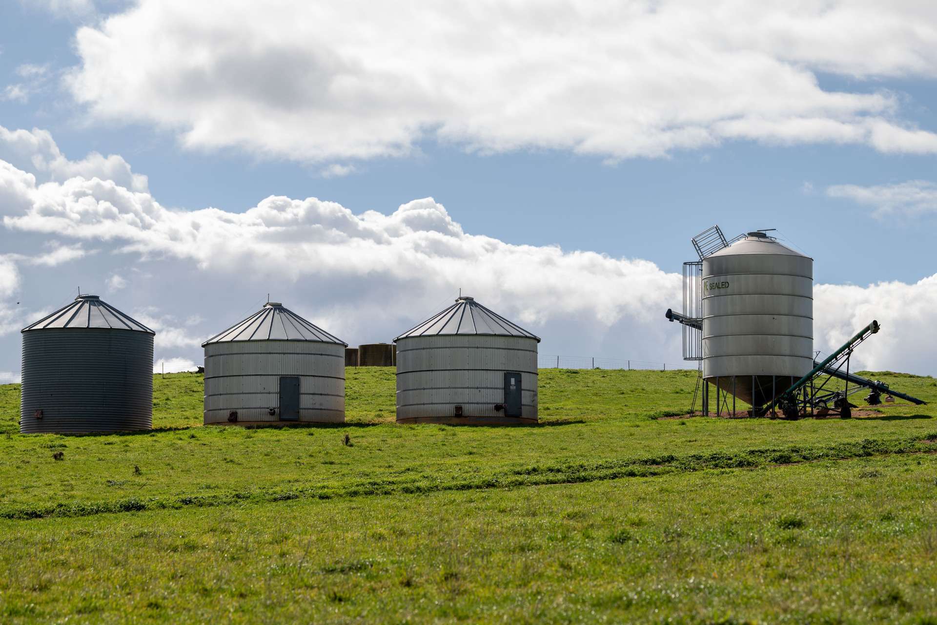 264 Harrys Creek Road, Boorowa For Sale by Farmbuy.com - image 14