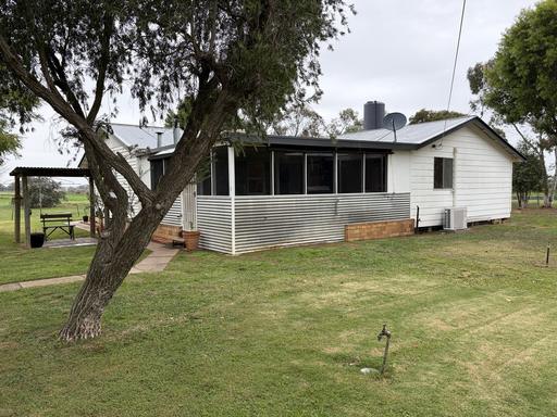 Farm For Sale - NSW - Wakool - 2710 - Country Charm on 7.2 Acres 