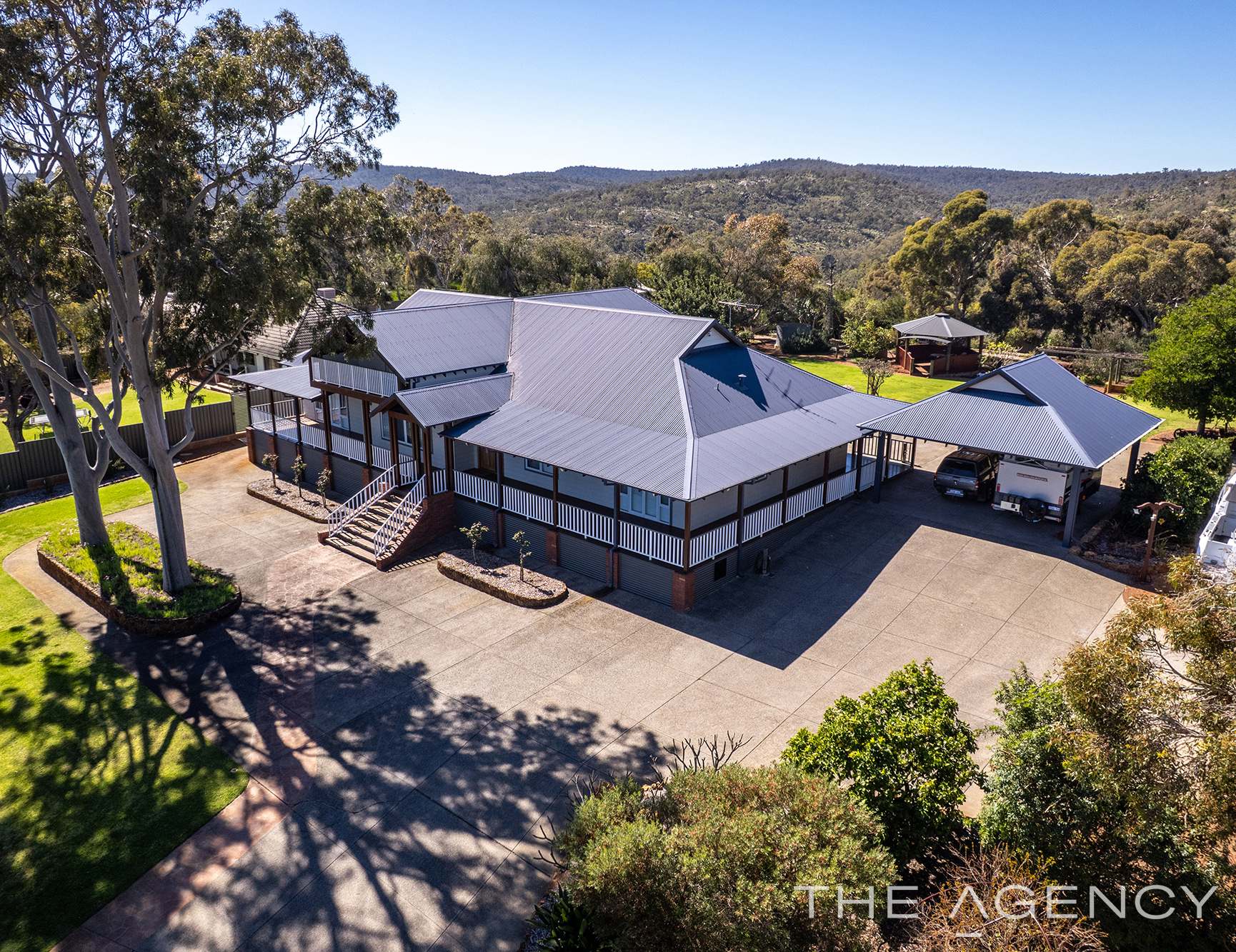 360 Viveash Road, Swan View For Sale by Farmbuy.com - image 1