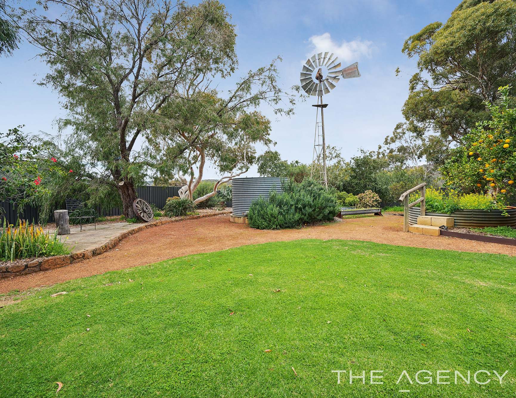 360 Viveash Road, Swan View For Sale by Farmbuy.com - image 5