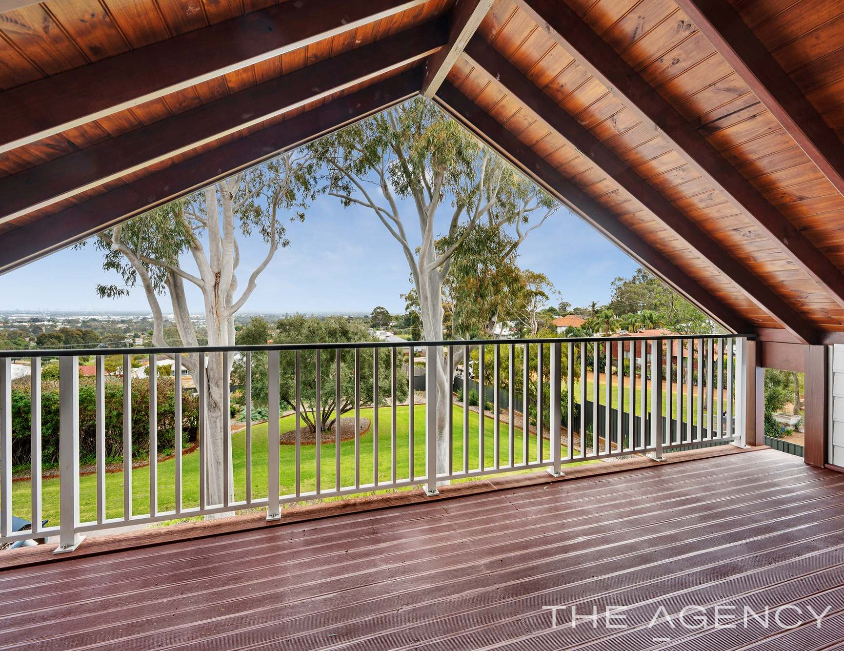 360 Viveash Road, Swan View For Sale by Farmbuy.com - image 11