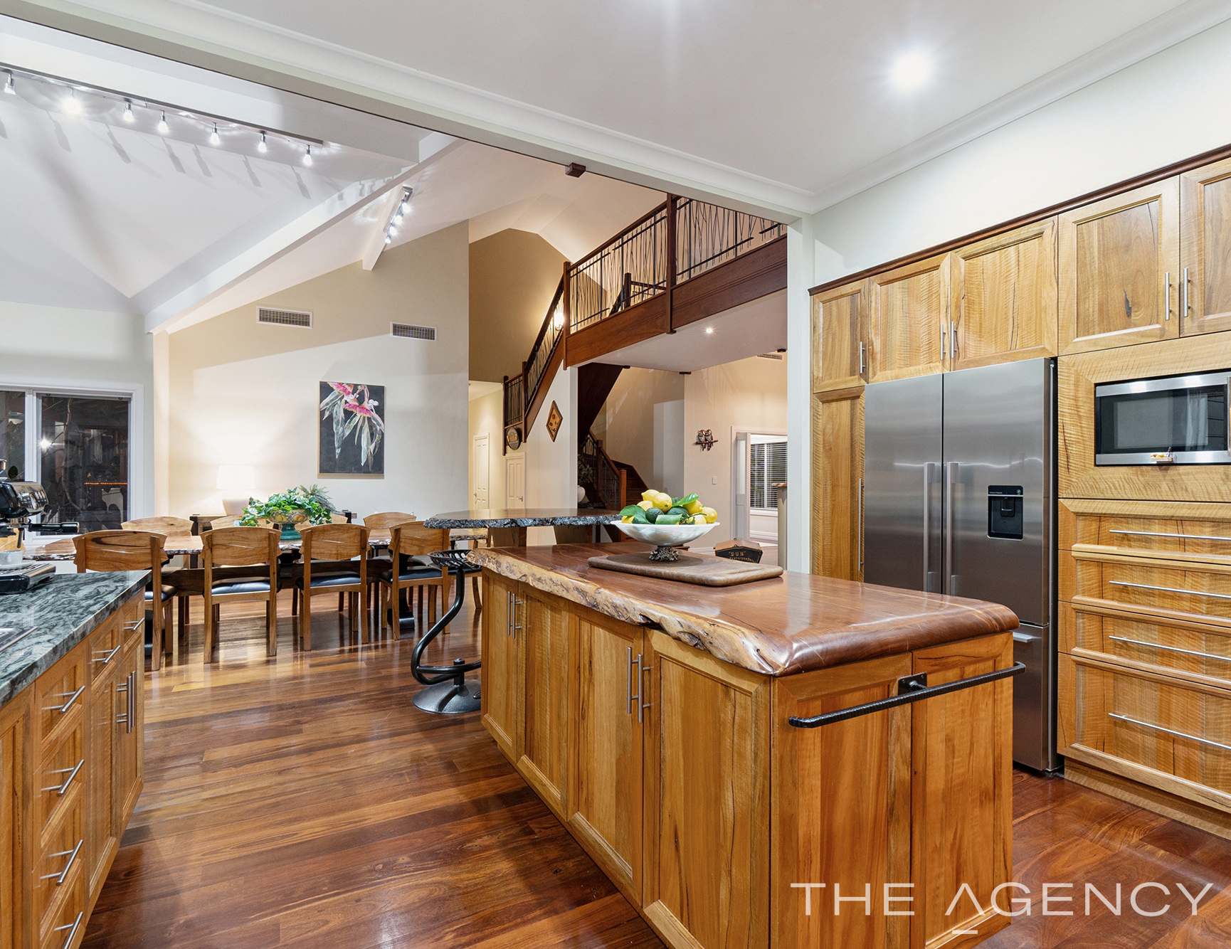 360 Viveash Road, Swan View For Sale by Farmbuy.com - image 12