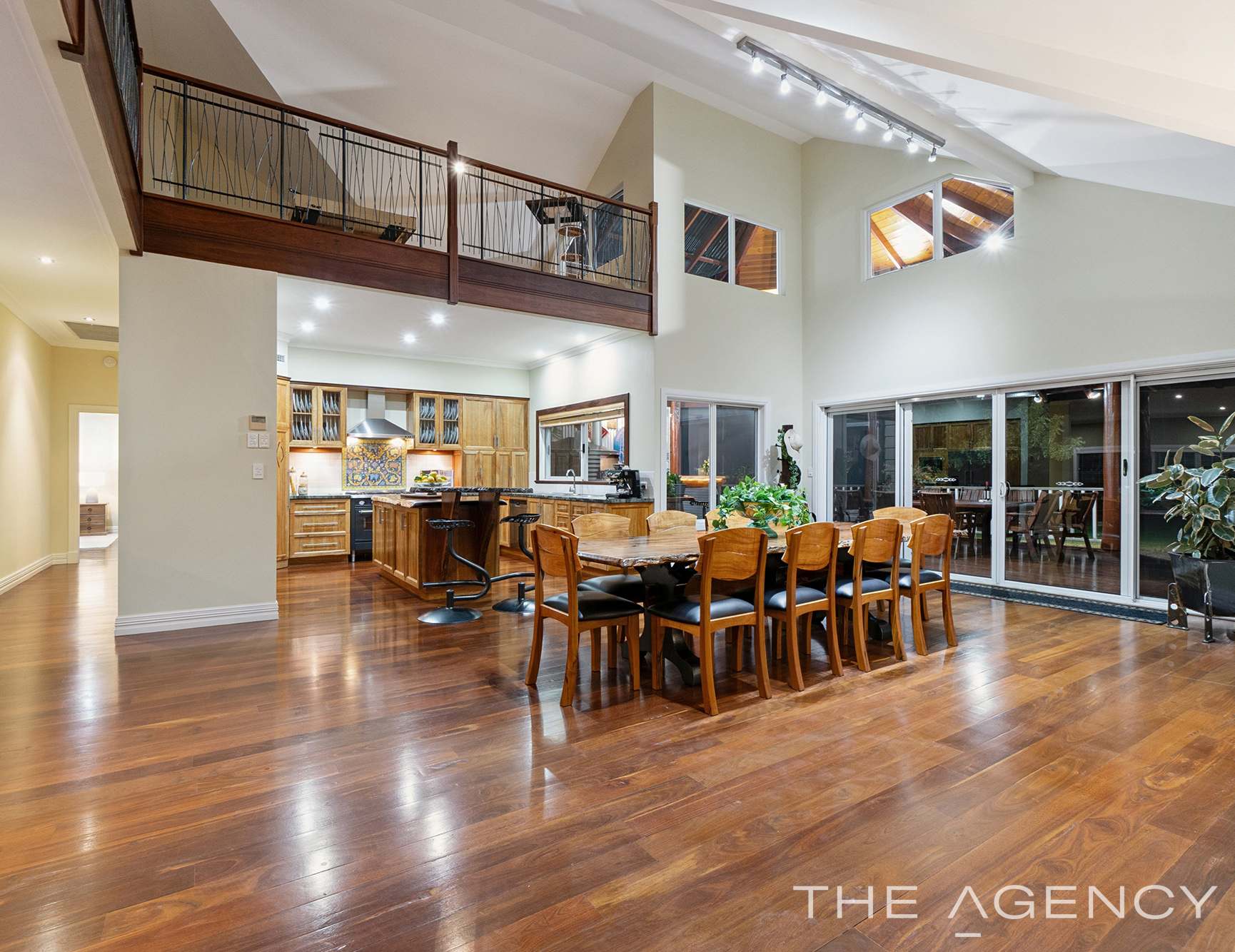 360 Viveash Road, Swan View For Sale by Farmbuy.com - image 11