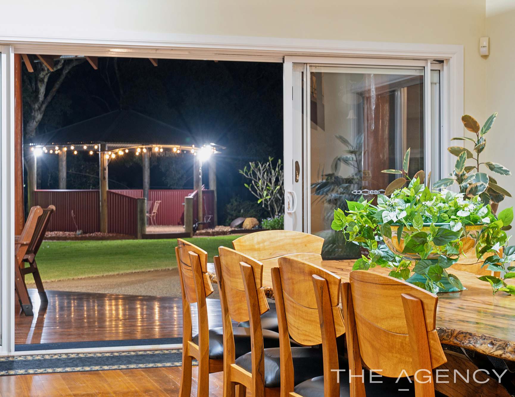 360 Viveash Road, Swan View For Sale by Farmbuy.com - image 15