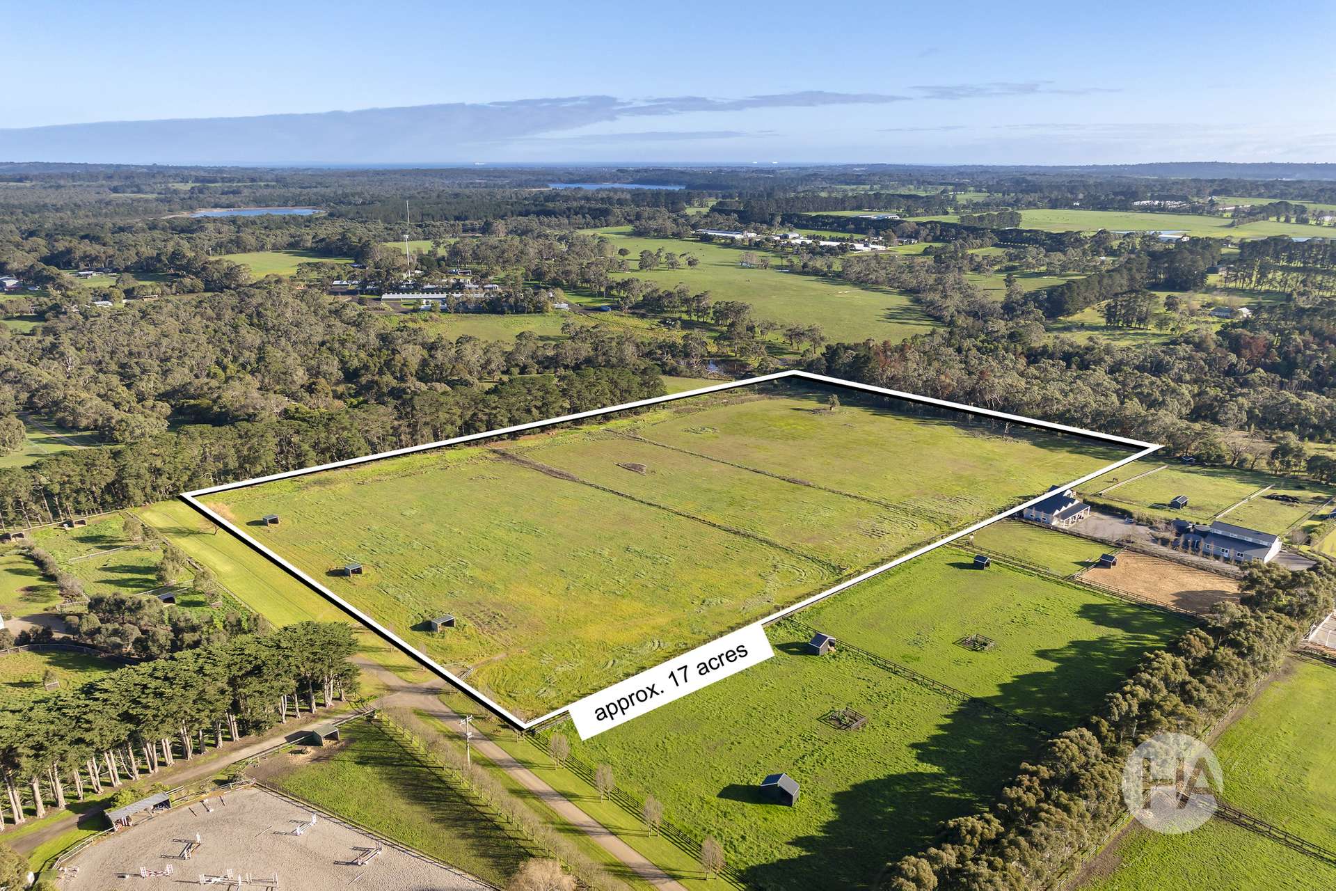 8 Wonderland Avenue, Tuerong For Sale by Farmbuy.com - image 3