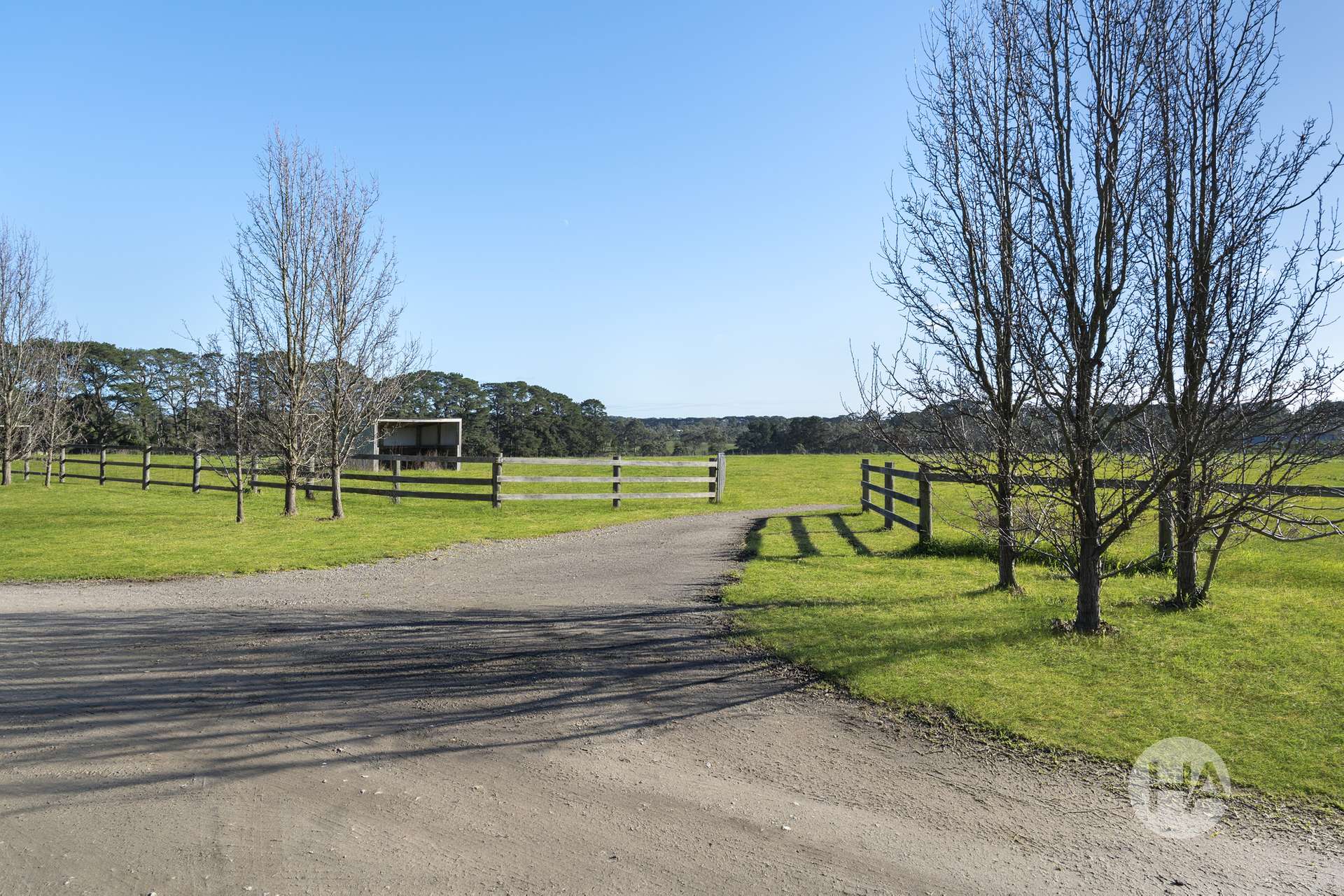 8 Wonderland Avenue, Tuerong For Sale by Farmbuy.com - image 1