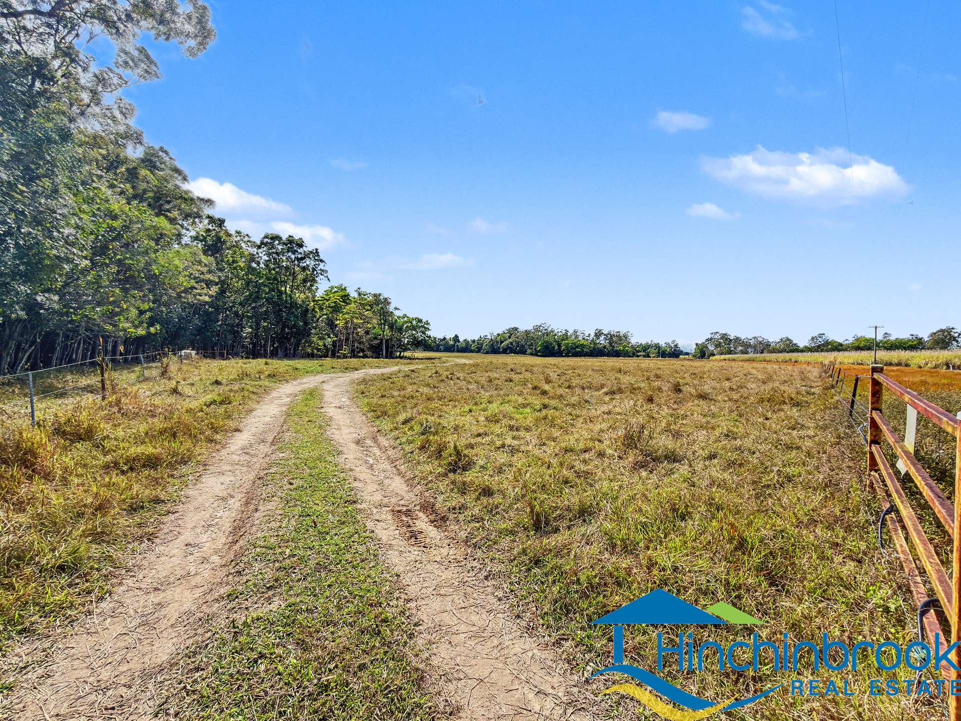 66 Hamilton Road, Cardwell For Sale by Farmbuy.com - image 4
