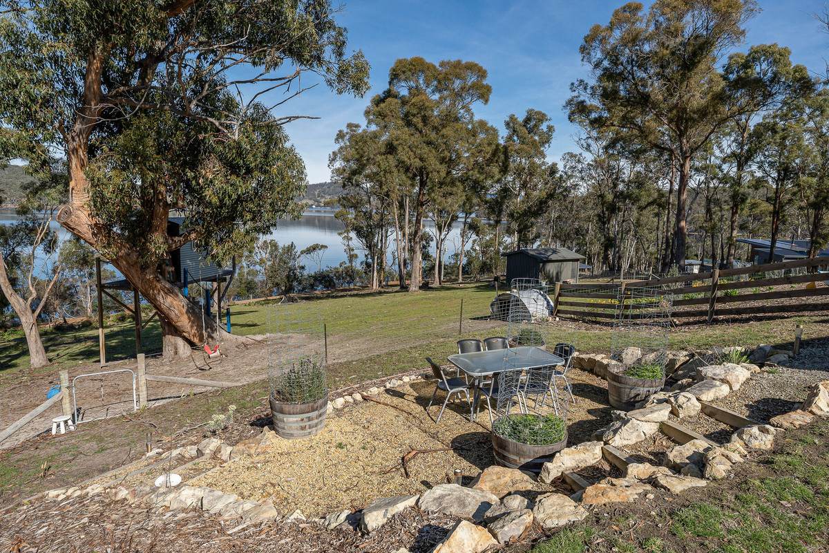 50 Wisbys Road, North Bruny For Sale by Farmbuy.com - image 33