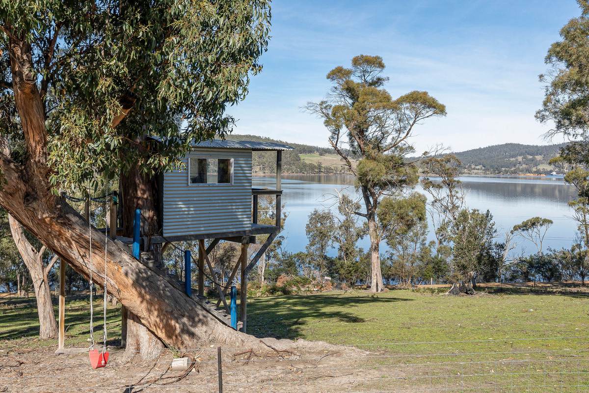 50 Wisbys Road, North Bruny For Sale by Farmbuy.com - image 30