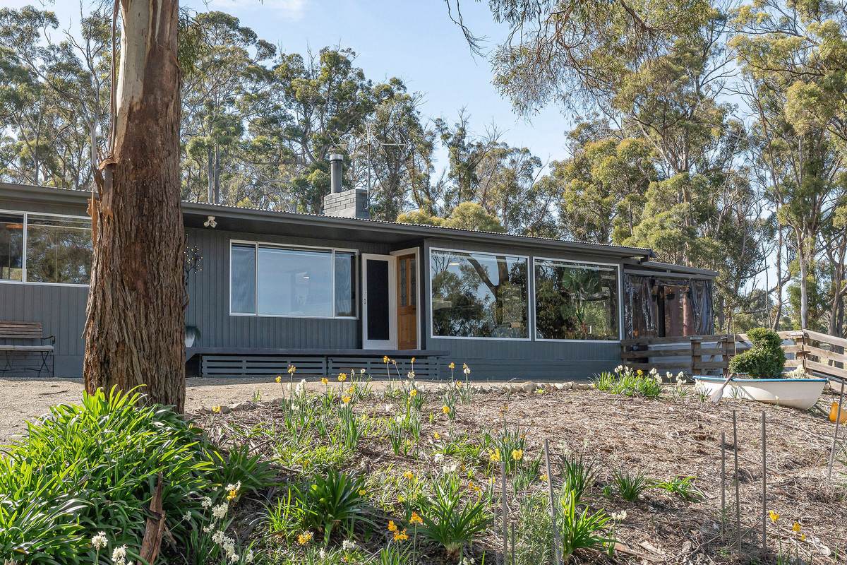 50 Wisbys Road, North Bruny For Sale by Farmbuy.com - image 16