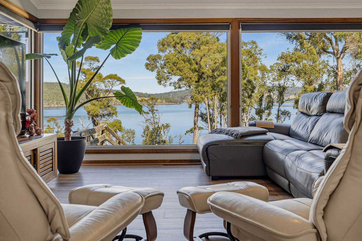 50 Wisbys Road, North Bruny For Sale by Farmbuy.com - image 3