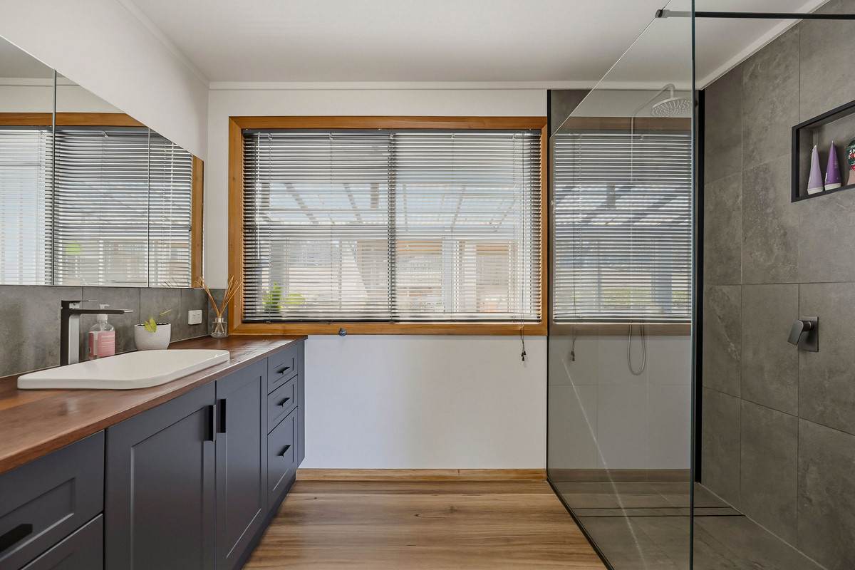 50 Wisbys Road, North Bruny For Sale by Farmbuy.com - image 13