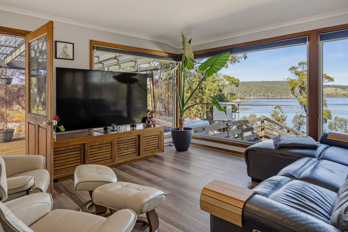 50 Wisbys Road, North Bruny For Sale by Farmbuy.com - image 4