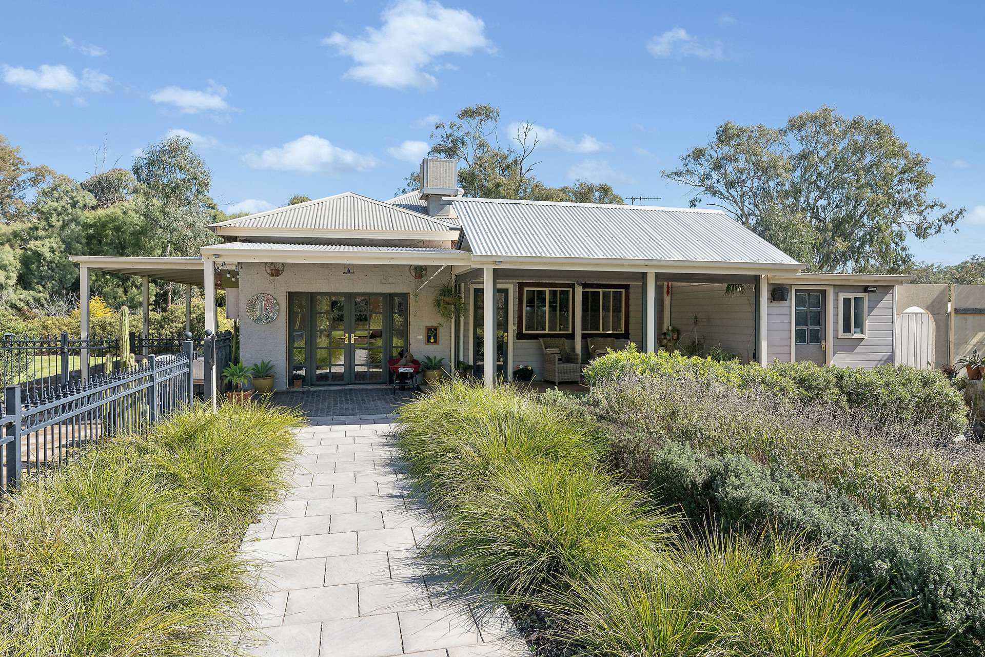 79 Yanco Weir Road, Leeton For Sale by Farmbuy.com - image 11