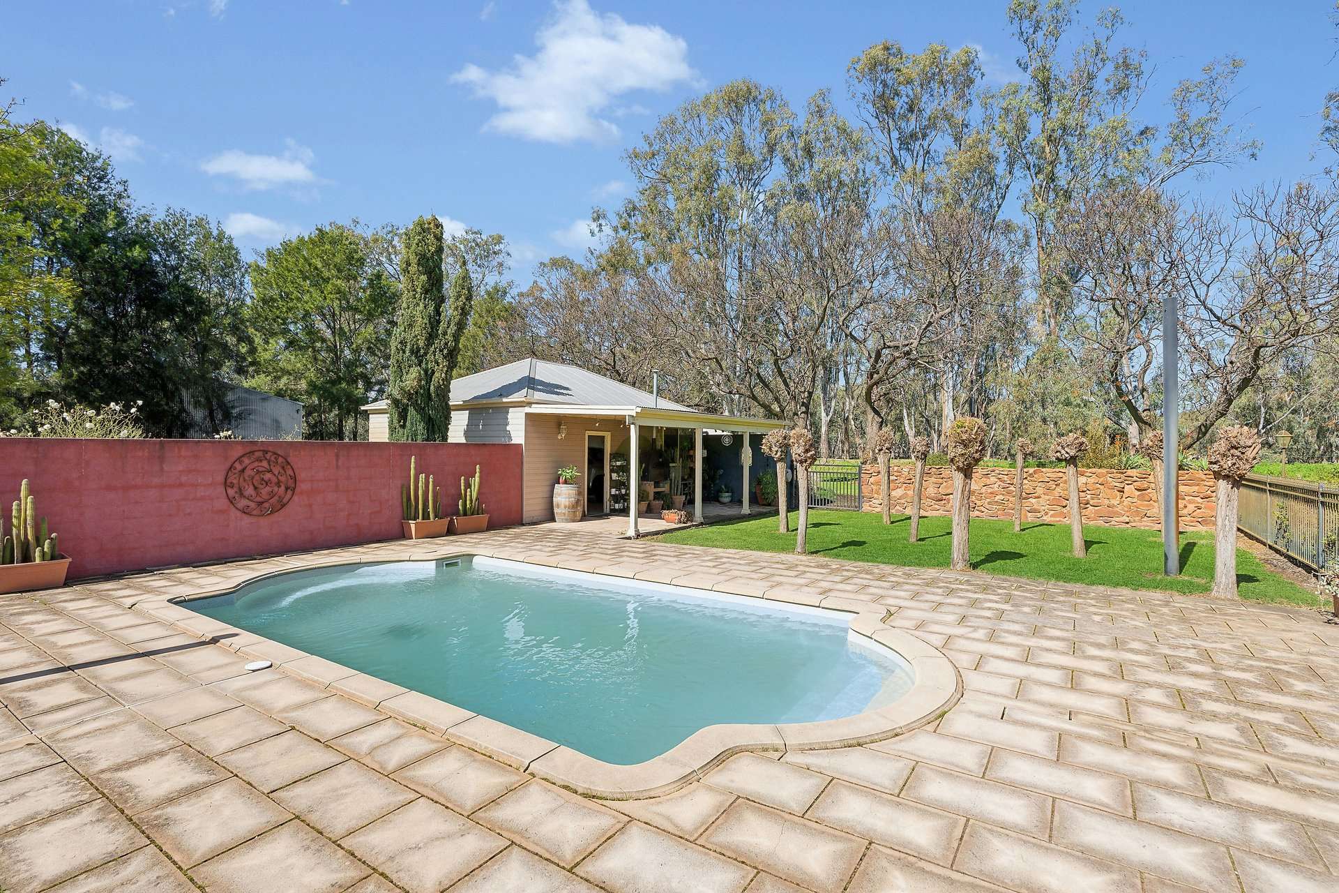 79 Yanco Weir Road, Leeton For Sale by Farmbuy.com - image 13