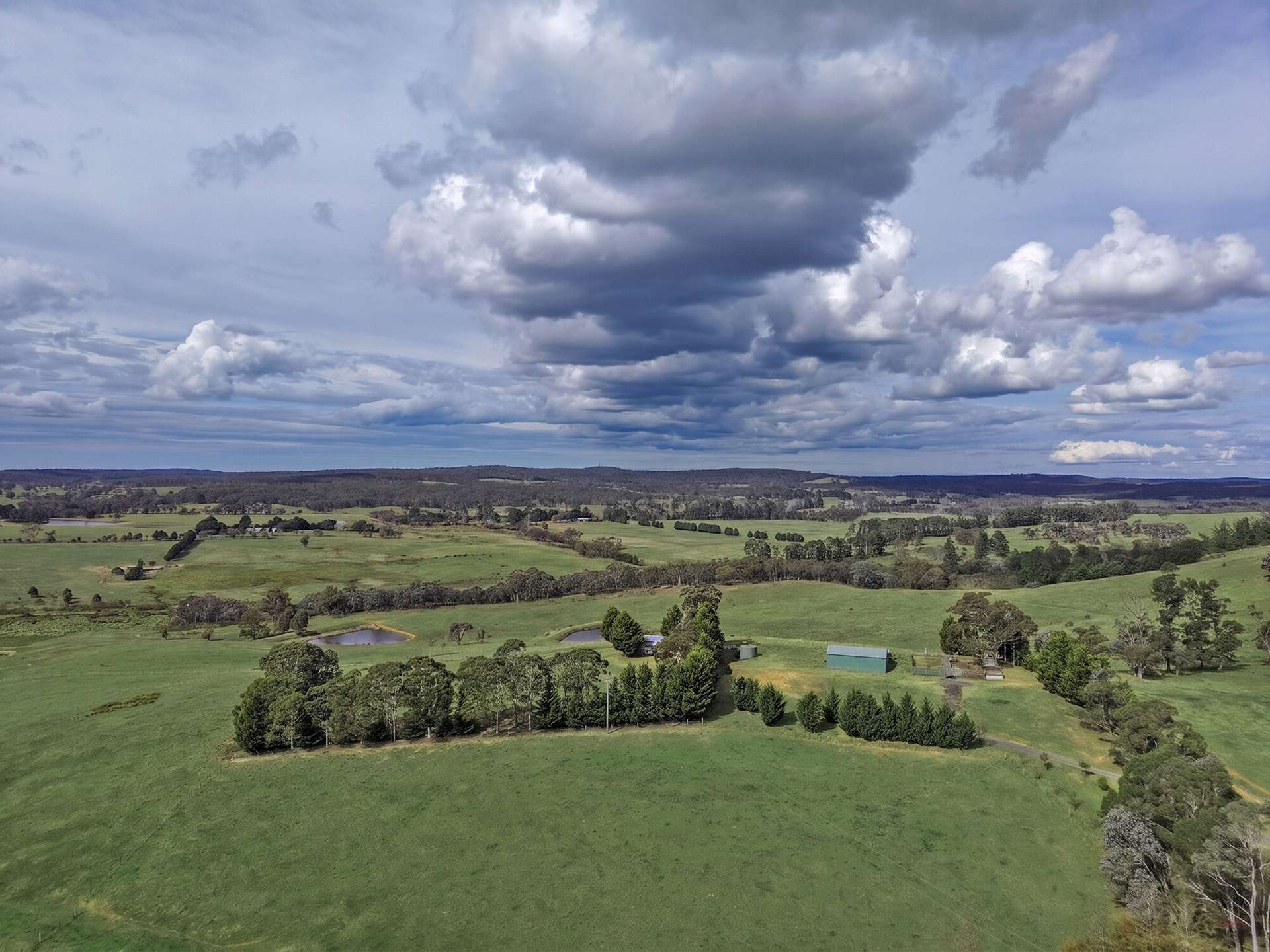 1236 Canyonleigh Road, Brayton For Sale by Farmbuy.com - image 3