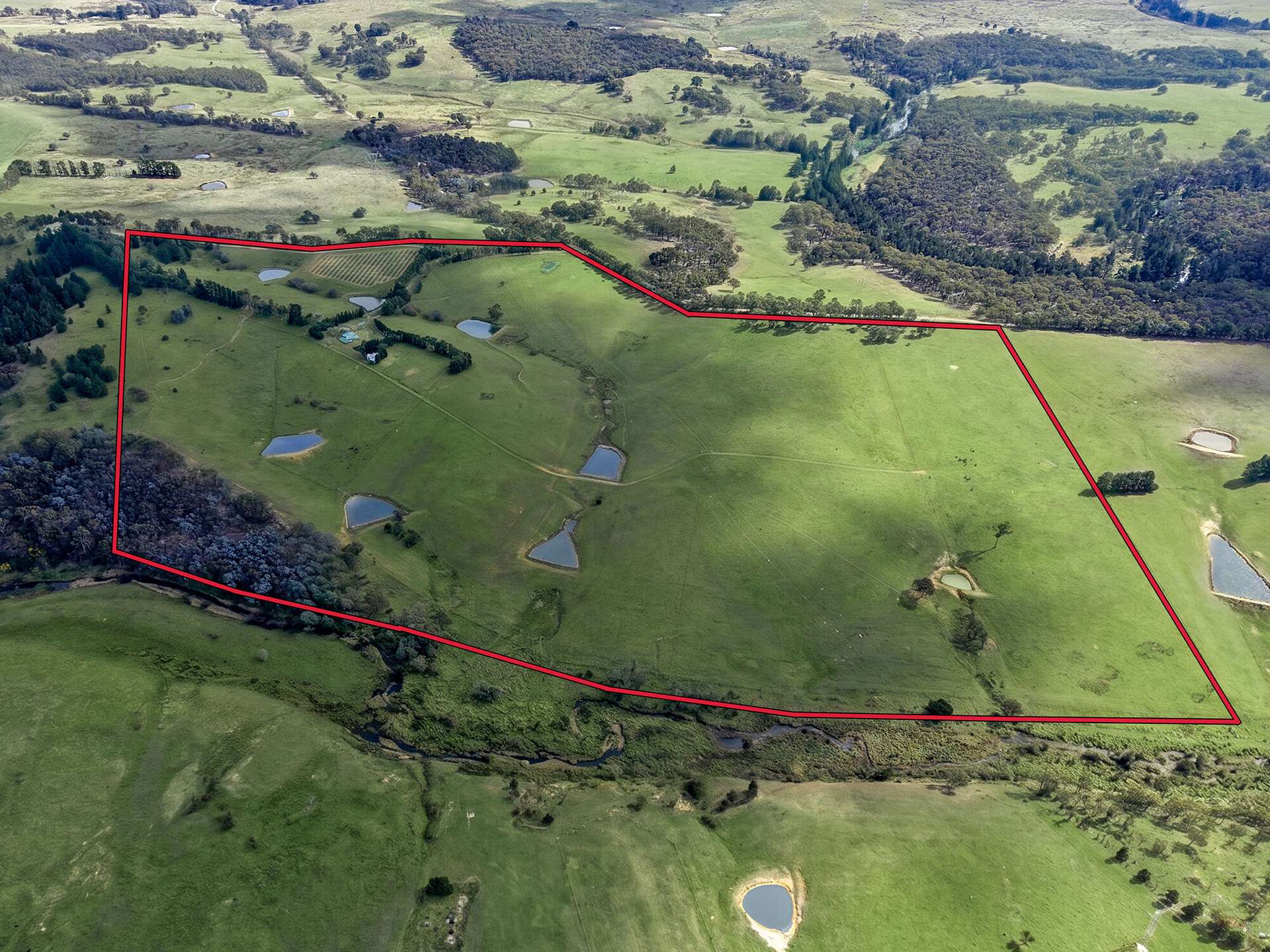 1236 Canyonleigh Road, Brayton For Sale by Farmbuy.com - image 32