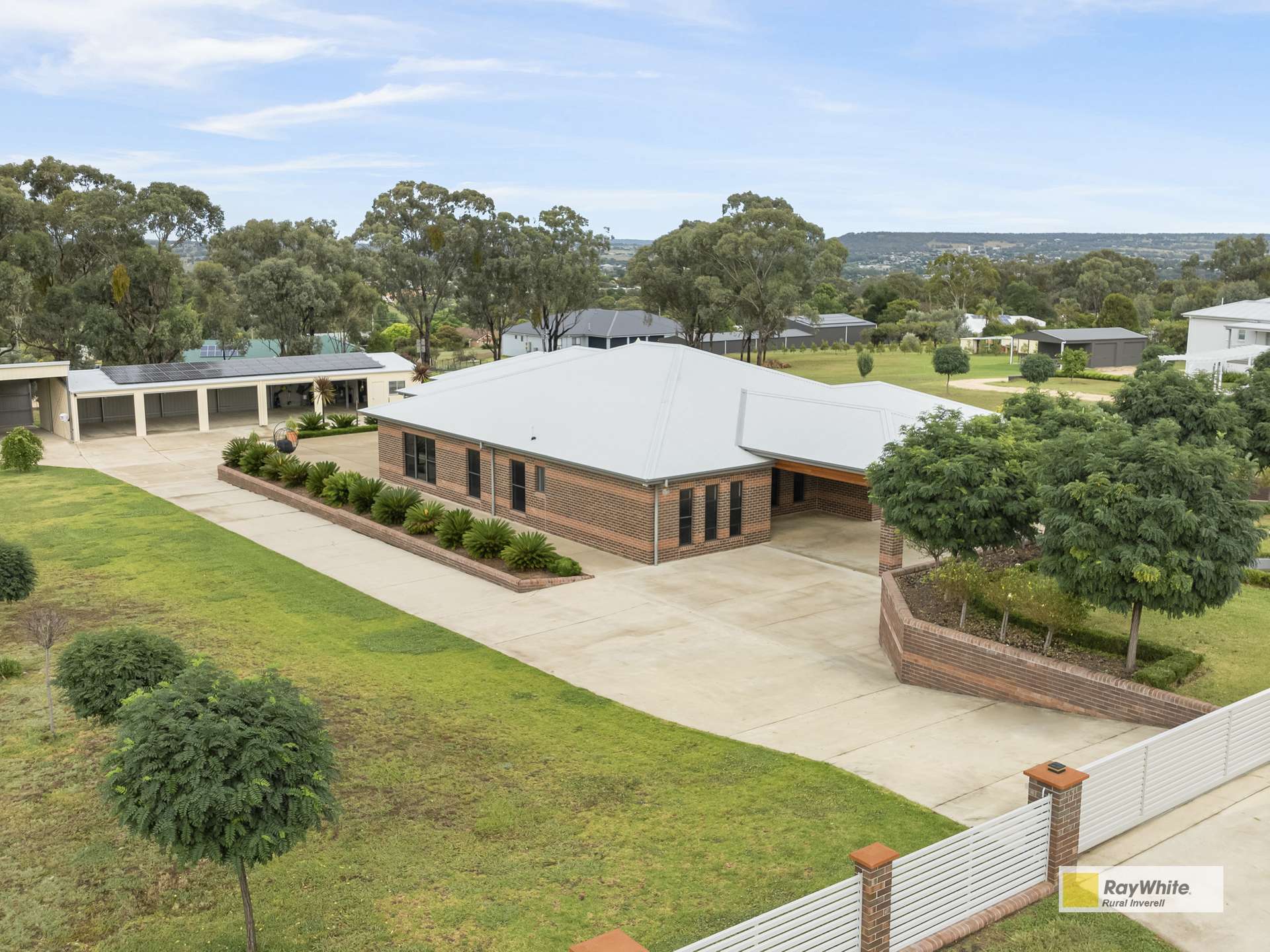 11 Wolbah Close, Inverell For Sale by Farmbuy.com - image 24