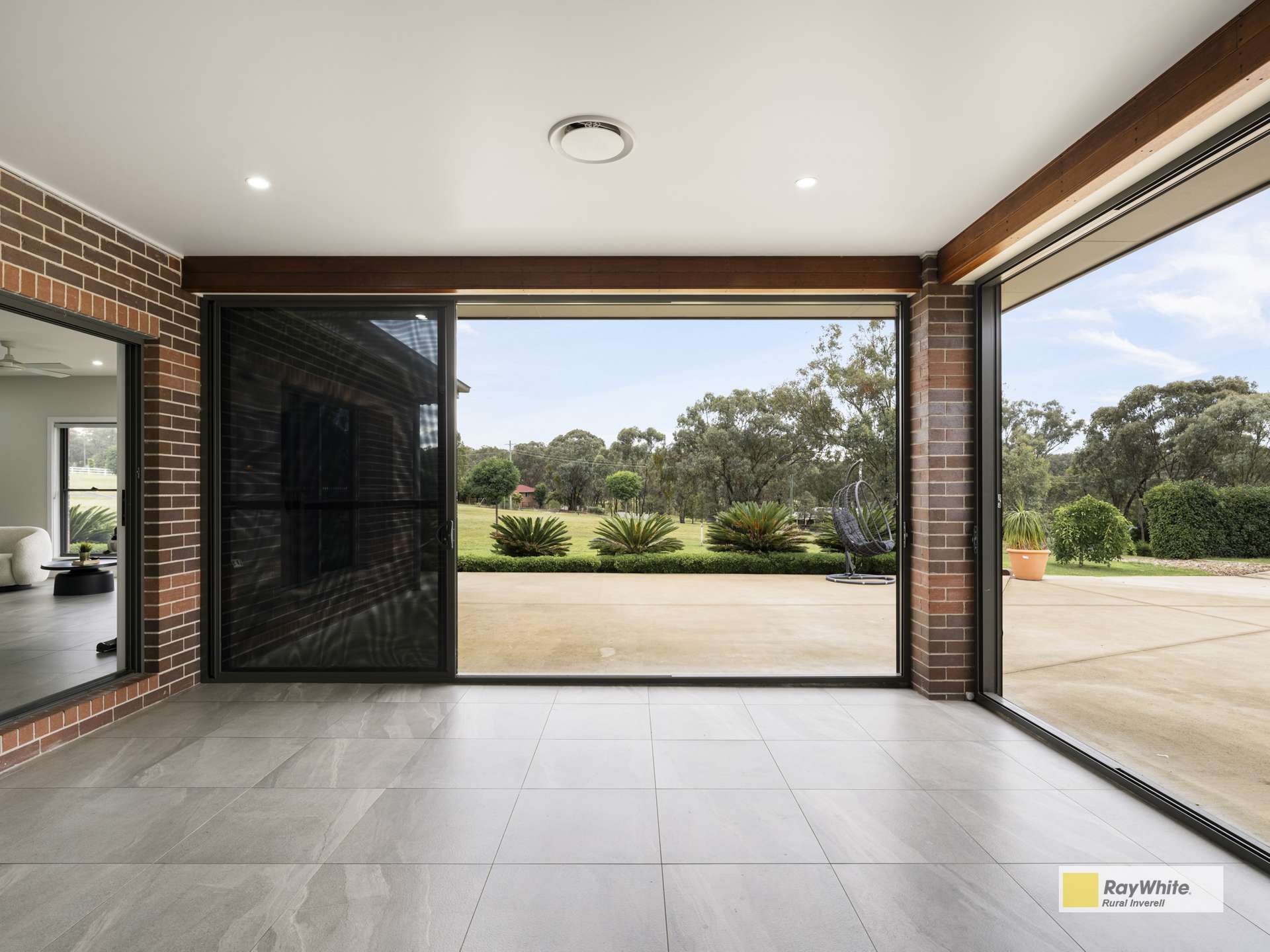 11 Wolbah Close, Inverell For Sale by Farmbuy.com - image 20