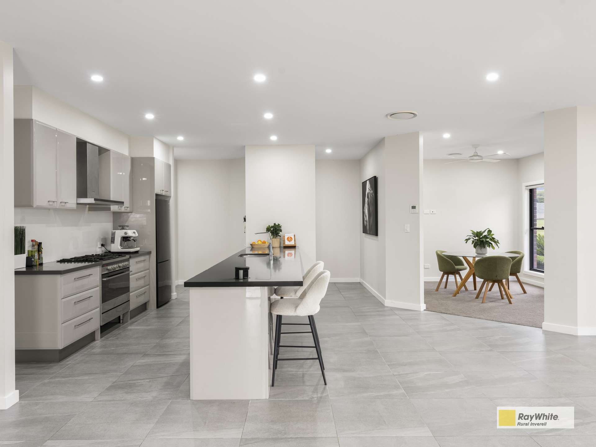 11 Wolbah Close, Inverell For Sale by Farmbuy.com - image 7