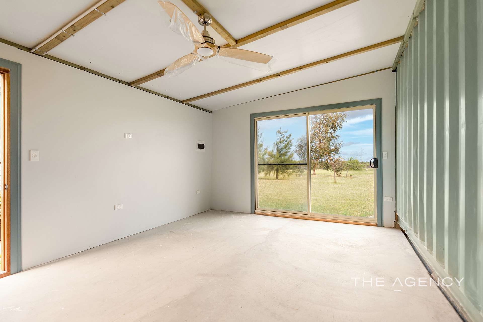 5 Superior View, Moresby For Sale by Farmbuy.com - image 10