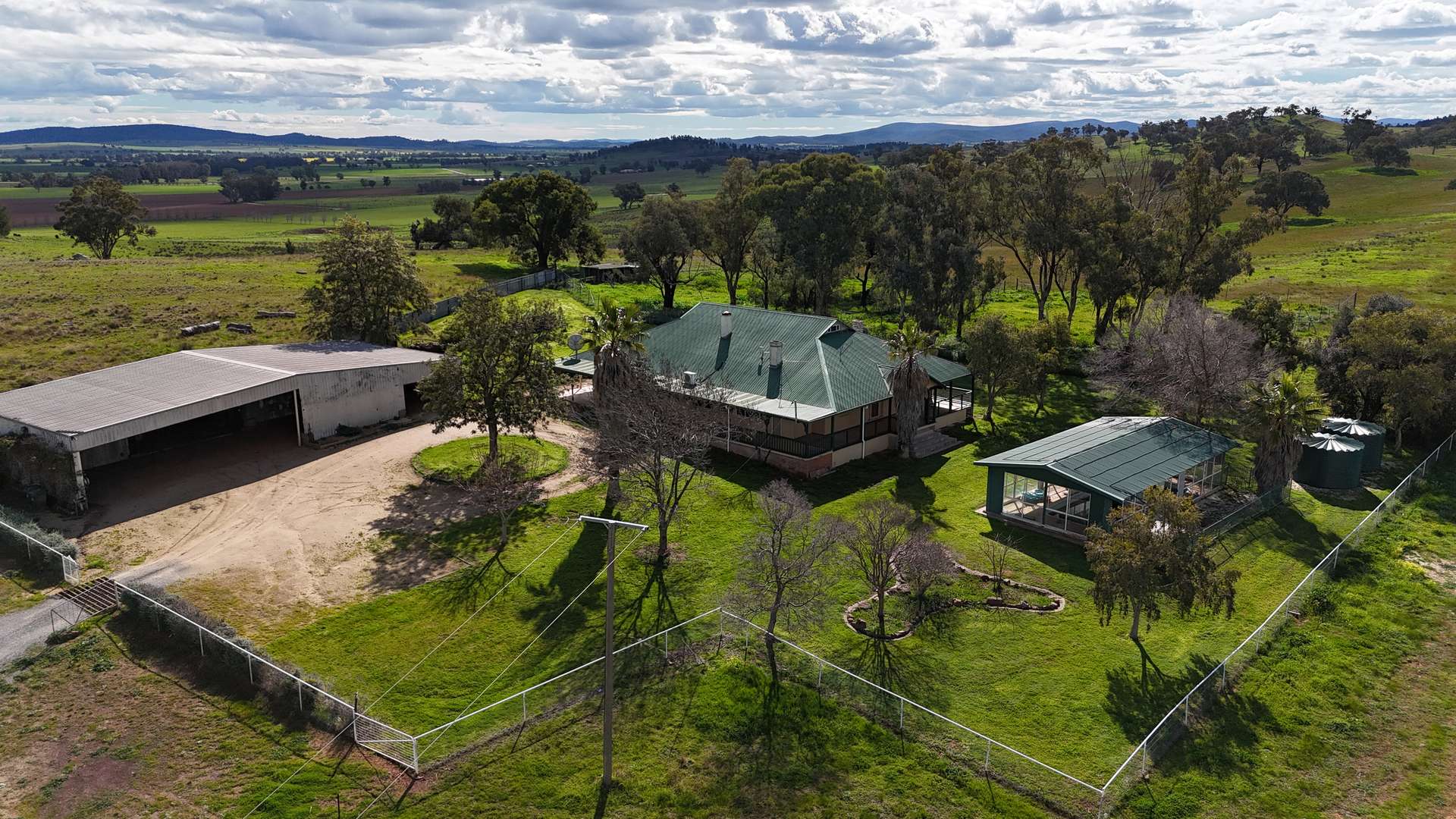 896 Fish Fossil Drive, Canowindra Auction by Farmbuy.com - image 2