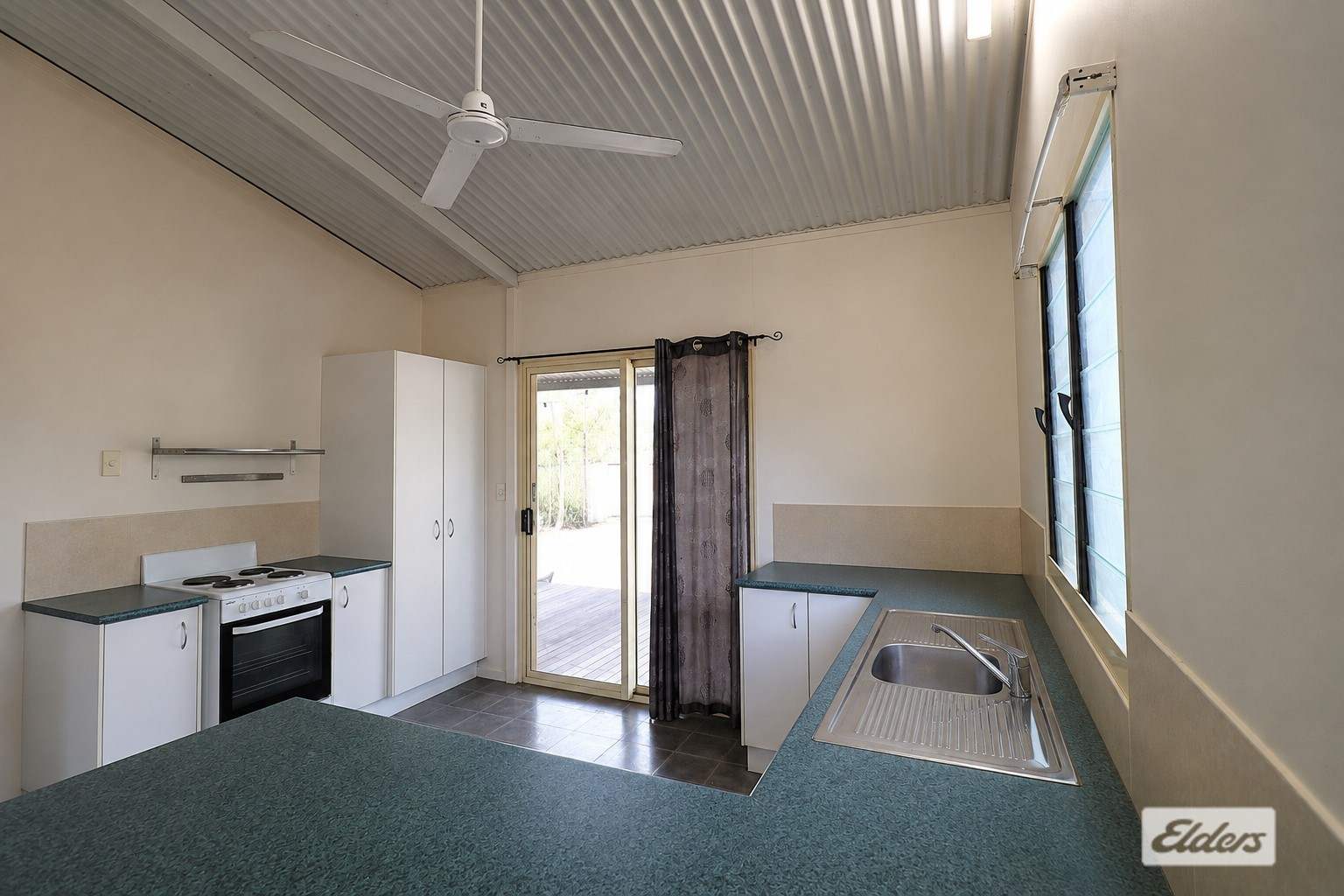 79 Morey Road, Katherine For Sale by Farmbuy.com - image 4
