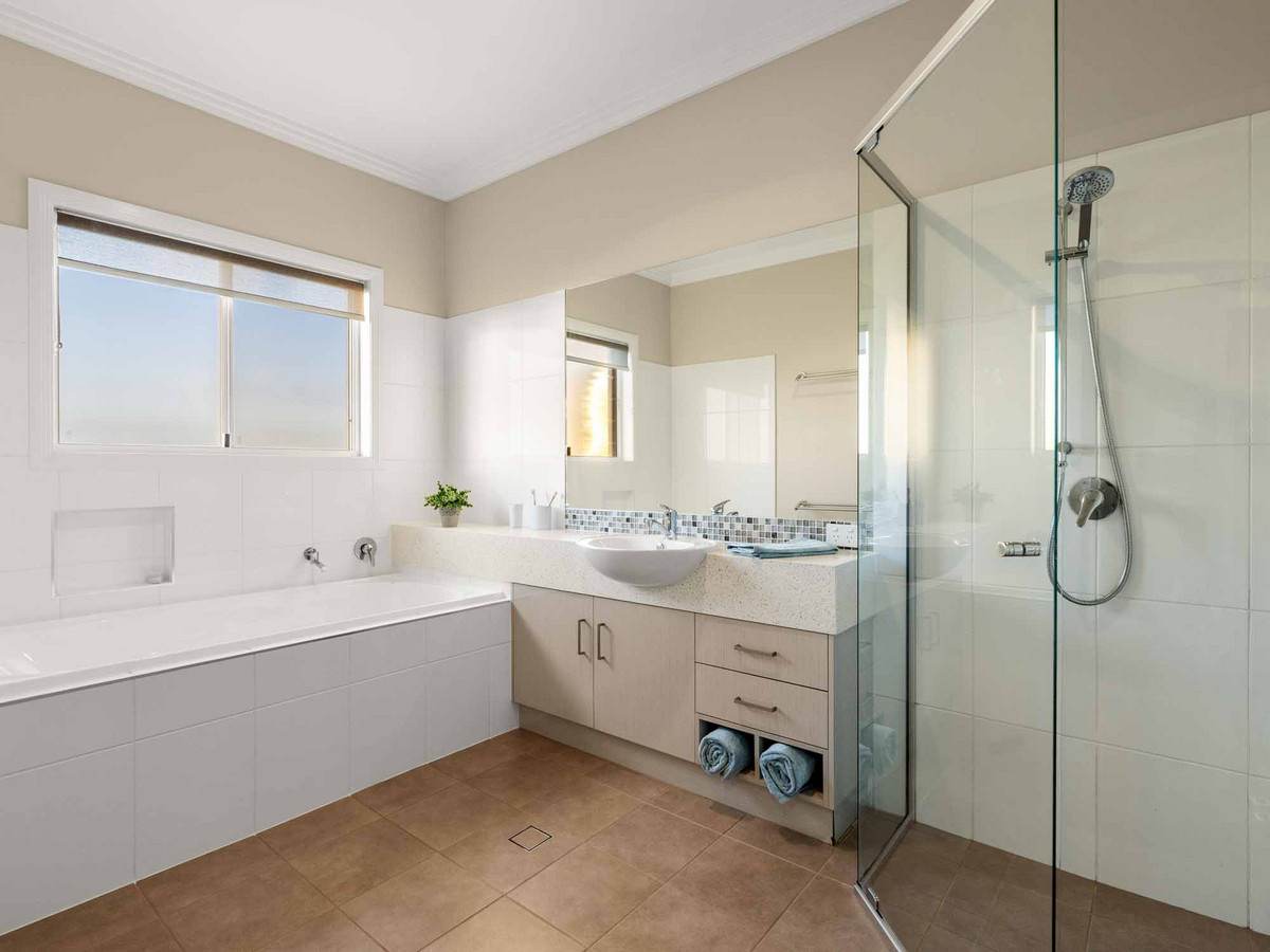 173 Pipeline Road, Meringandan For Sale by Farmbuy.com - image 20