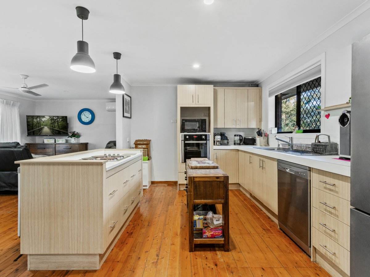 23 Hardys Road, Mudgeeraba For Sale by Farmbuy.com - image 17