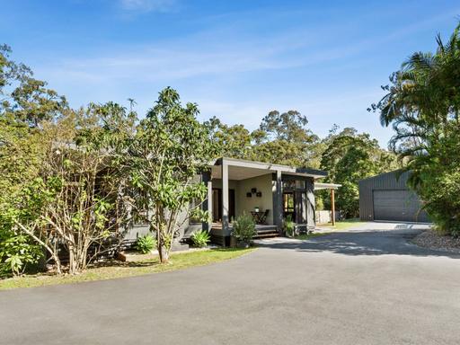 Farm For Sale - QLD - Mudgeeraba - 4213 - Dual Living, Space, Privacy & Lifestyle in the Heart of Mudgeeraba 