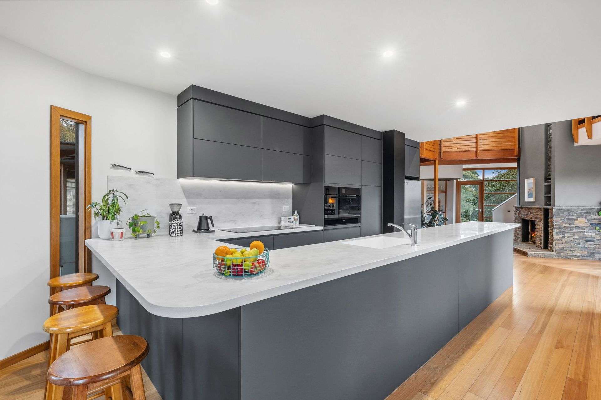40 Manresa Road, Curlewis For Sale by Farmbuy.com - image 2