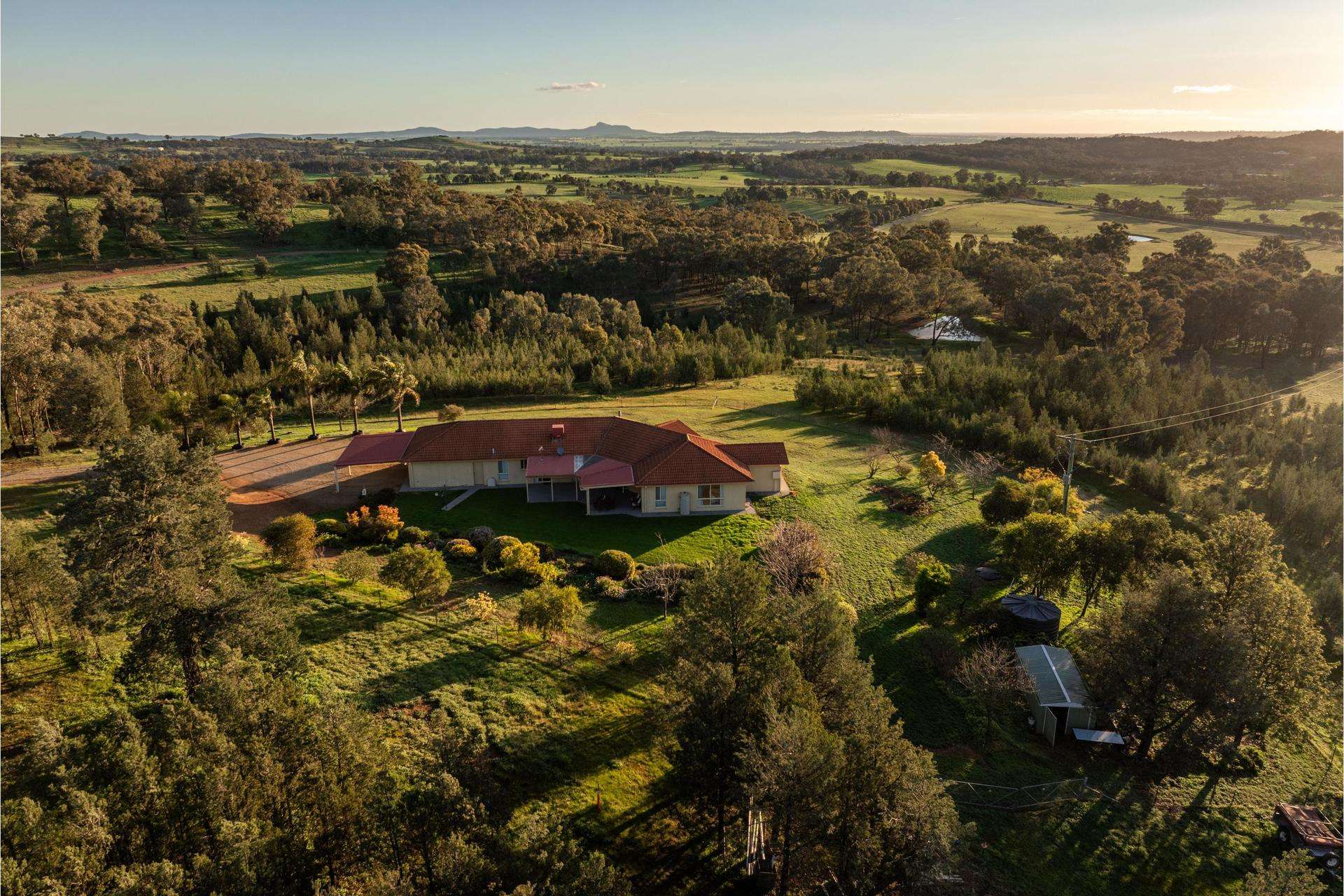 69 Sunset Lane, Wagga Wagga Auction by Farmbuy.com - image 2