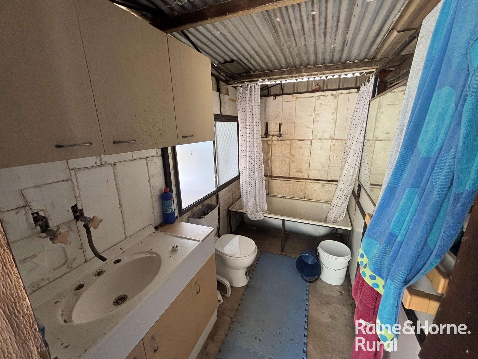 31 Mcnicholl, Wattle Camp For Sale by Farmbuy.com - image 11