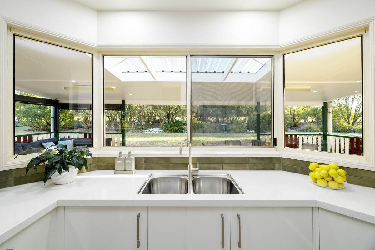47 Halls Road, Yangan For Sale by Farmbuy.com - image 7