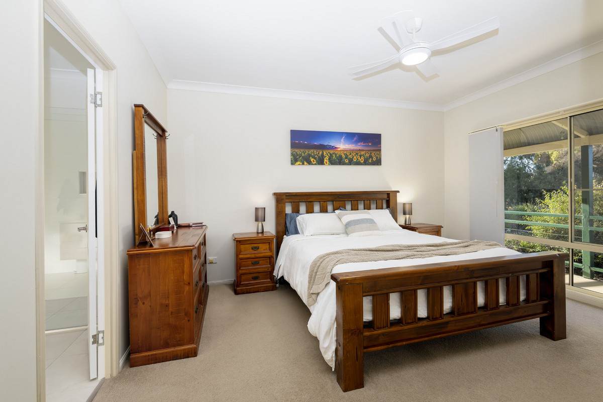 47 Halls Road, Yangan For Sale by Farmbuy.com - image 16